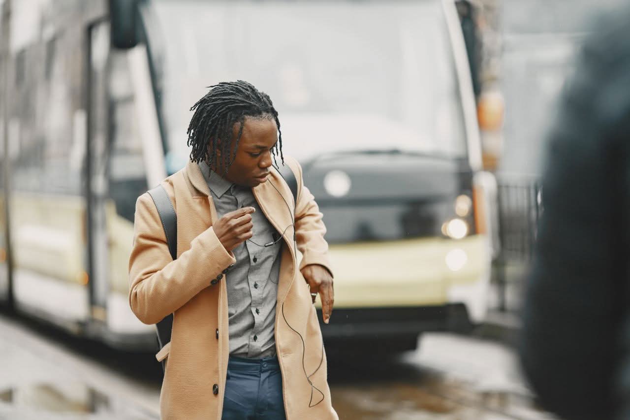 Reliable Bus Companies NYC: 7 Trusted Picks for Winter 2026 2 How to Book Wedding Transportation in NYC
