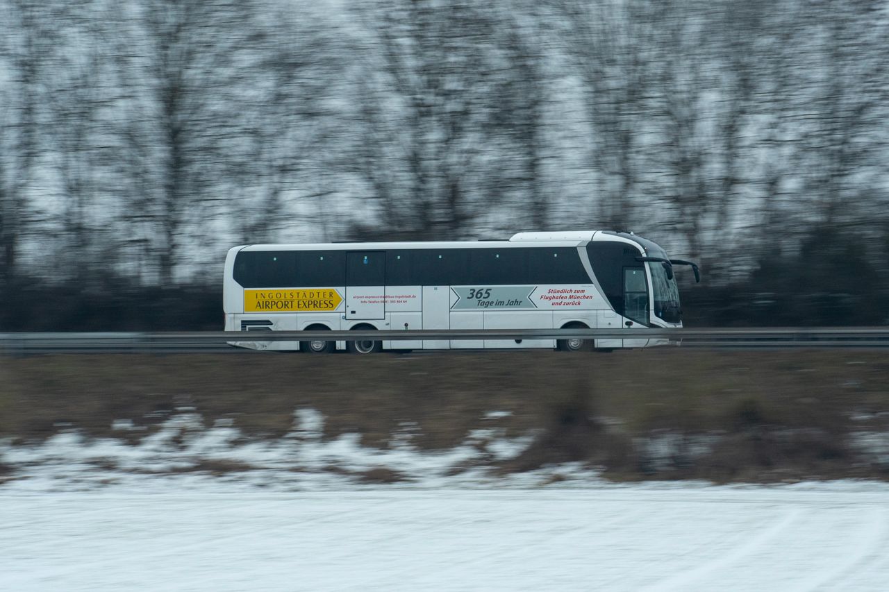 Heislerville NJ limo and van service – Sprinter van transportation by Zolo